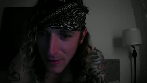 Snapshot of a_texas90 chatting on 10-20-25, 08:42 a_texas90 online show from 10-20-25, 08:42