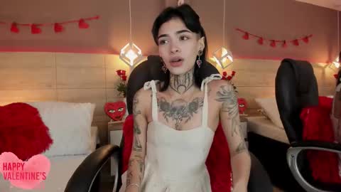 Luni  online show from 02-14-26, 02:47