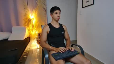 Snapshot of aa_xel chatting on 10-02-25, 01:45 Axel online show from 10-02-25, 01:45