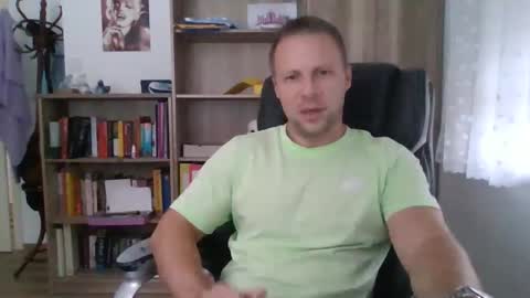 Long distance cumshot online show from 11-24-25, 09:42