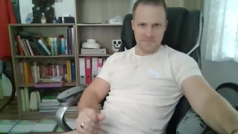Snapshot of aaaandzzz chatting on 02-16-26, 08:21 Long distance cumshot online show from 02-16-26, 08:21