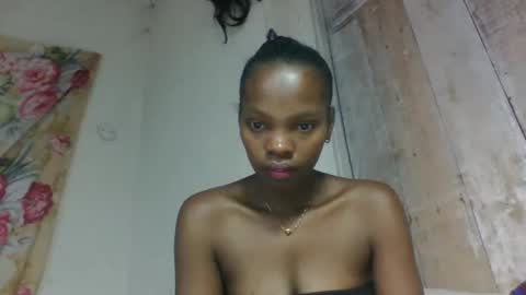Snapshot of aadienne chatting on 05-07-26, 06:41 aadienne online show from 05-07-26, 06:41