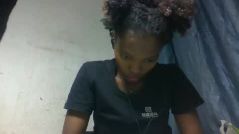 Snapshot of aadienne chatting on 05-09-26, 08:58 aadienne online show from 05-09-26, 08:58