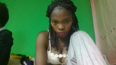 Snapshot of aadienne chatting on 05-18-26, 09:04 aadienne online show from 05-18-26, 09:04
