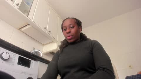  Sara      online show from 01-23-25, 02:17