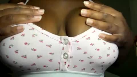 aaliah20 online show from 06-24-26, 05:45