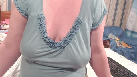 NINA online show from 12-21-24, 04:25