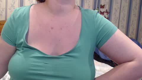 NINA online show from 11-09-25, 01:48