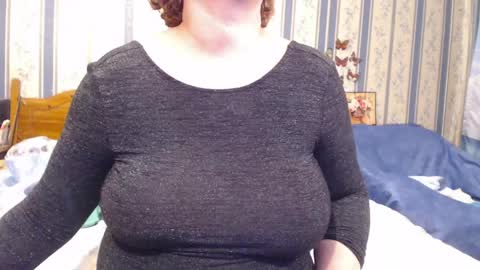 Snapshot of aamarillis chatting on 03-28-26, 07:02 NINA online show from 03-28-26, 07:02