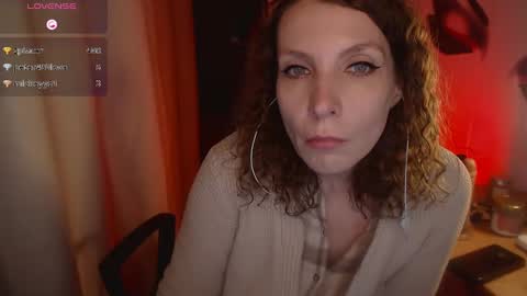 Snapshot of aamazingjoi chatting on 01-05-25, 03:32 Katie online show from 01-05-25, 03:32