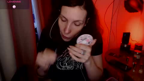 Snapshot of aamazingjoi chatting on 02-06-25, 06:18 Katie online show from 02-06-25, 06:18