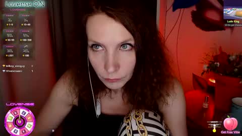 Snapshot of aamazingjoi chatting on 02-22-25, 09:37 Katie online show from 02-22-25, 09:37