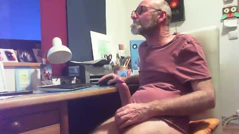 Snapshot of aamigo68 chatting on 03-04-25, 05:24 Amigo68 online show from 03-04-25, 05:24