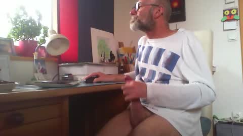 Snapshot of aamigo68 chatting on 04-16-26, 08:15 Amigo68 online show from 04-16-26, 08:15