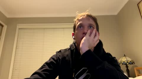 Kris online show from 03-27-26, 05:57