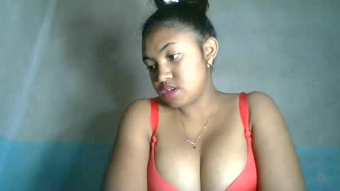Snapshot of aariciah chatting on 08-01-26, 06:01 aariciah online show from 08-01-26, 06:01