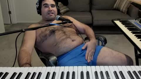 Aaron online show from 11-14-25, 01:04