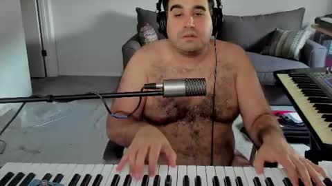 Snapshot of aaroleplayer chatting on 07-11-26, 05:04 Aaron online show from 07-11-26, 05:04