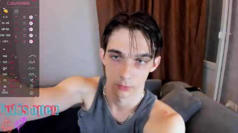 Snapshot of aaron_bang chatting on 05-16-26, 09:13 Aaron Bang online show from 05-16-26, 09:13