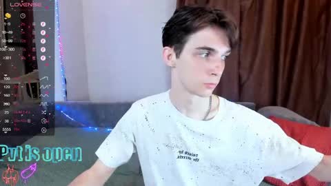 Snapshot of aaron_bang chatting on 05-26-26, 12:28 Aaron Bang online show from 05-26-26, 12:28