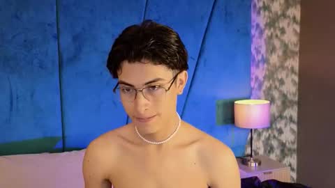 Aaron Ezequiel online show from 09-11-25, 09:15