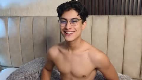 Aaron Ezequiel online show from 01-16-26, 12:25