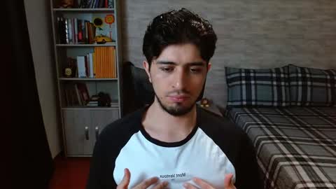 Aaron online show from 02-04-26, 07:09