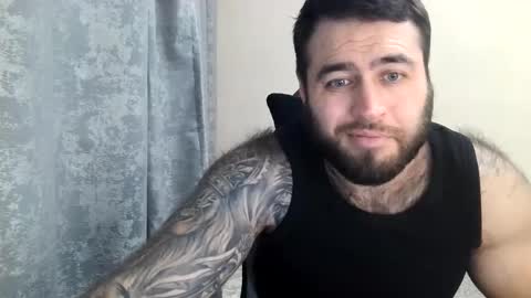 Snapshot of aaron_royal chatting on 11-09-25, 04:05 Davin tayl online show from 11-09-25, 04:05