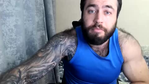 Snapshot of aaron_royal chatting on 06-05-26, 03:29 Davin tayl online show from 06-05-26, 03:29