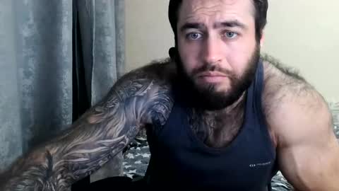 Snapshot of aaron_royal chatting on 06-07-26, 04:44 Davin tayl online show from 06-07-26, 04:44