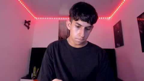 Aron online show from 11-25-25, 07:25