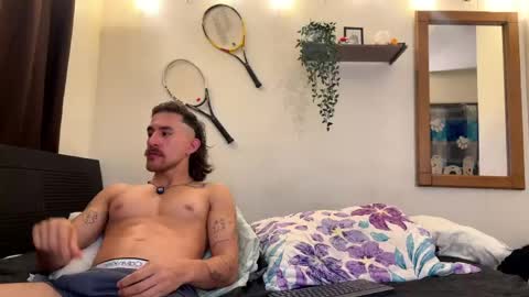 Snapshot of aaron_wheel chatting on 05-16-26, 06:10 aaron_wheel online show from 05-16-26, 06:10