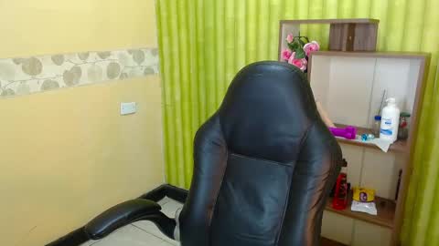 im NiallDun online show from 01-11-25, 10:40