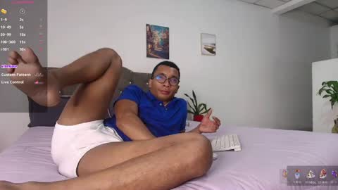 Heyy my name is Aaron online show from 06-03-26, 11:43