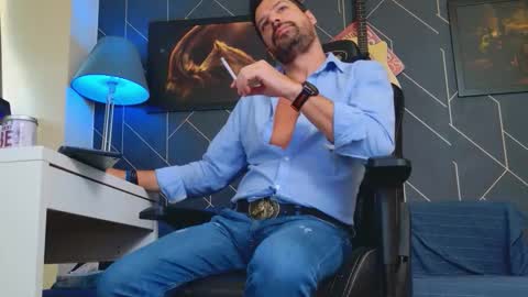 Aaron online show from 09-15-25, 06:13