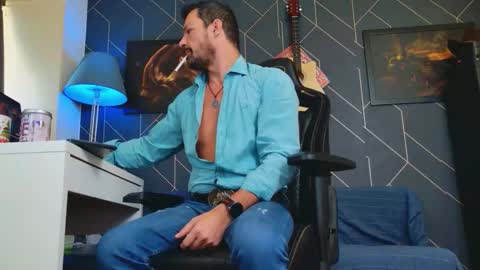 Aaron online show from 09-18-25, 07:10