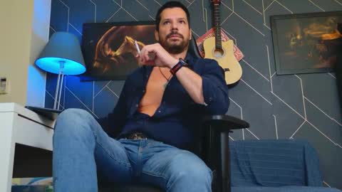 Aaron online show from 09-21-25, 04:41