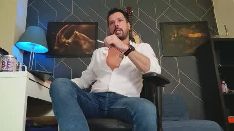 Aaron online show from 10-24-25, 06:48