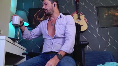 Aaron online show from 02-17-26, 05:15