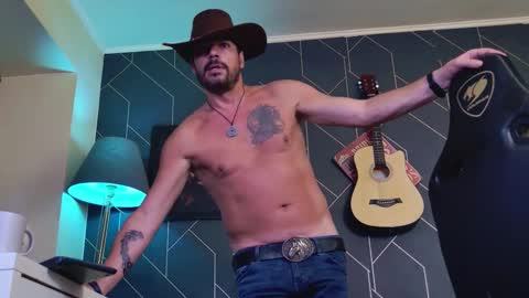 Aaron online show from 02-20-26, 06:41