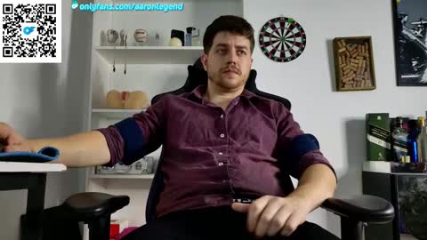 Snapshot of aaronlegend chatting on 01-18-26, 12:58 Aaron online show from 01-18-26, 12:58