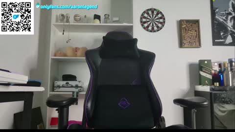 Snapshot of aaronlegend chatting on 02-21-26, 06:03 Aaron online show from 02-21-26, 06:03