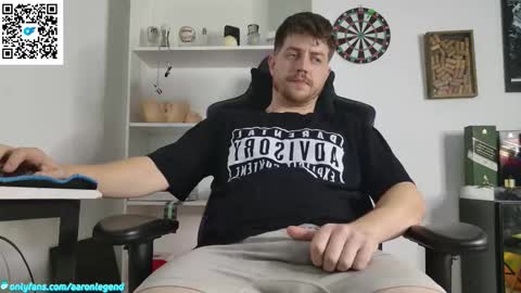 Snapshot of aaronlegend chatting on 03-14-26, 03:45 Aaron online show from 03-14-26, 03:45