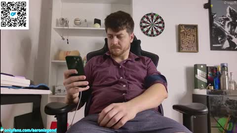 Snapshot of aaronlegend chatting on 03-27-26, 08:08 Aaron online show from 03-27-26, 08:08