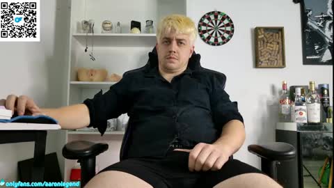 Snapshot of aaronlegend chatting on 04-06-26, 05:08 Aaron online show from 04-06-26, 05:08