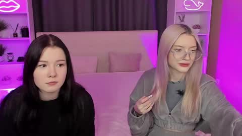 Fiona and Harry online show from 02-15-25, 02:22