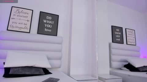 abbey_walker online show from 03-30-26, 11:22