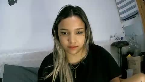 Snapshot of abbie_23 chatting on 03-29-26, 10:10 Abbie cute online show from 03-29-26, 10:10