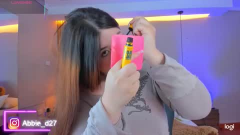 Abbie Edmond  online show from 09-16-25, 04:35