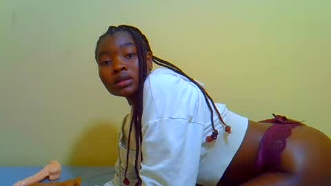 Snapshot of abbiehh chatting on 07-15-26, 03:39 abbiehh online show from 07-15-26, 03:39